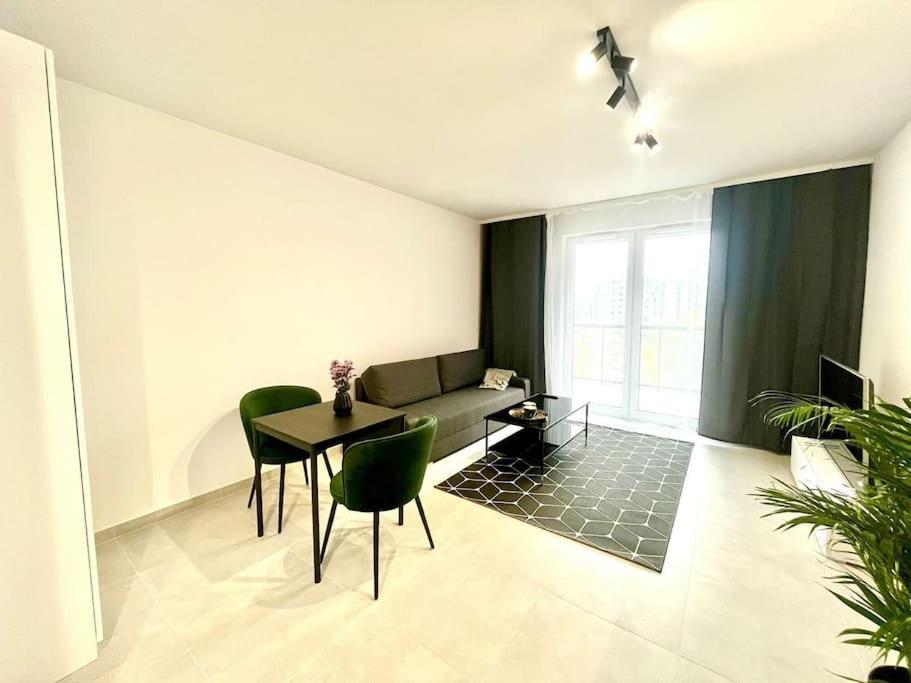 New 69 Apartment Szybowcowa Centre Katowice Free Parking 外观 照片