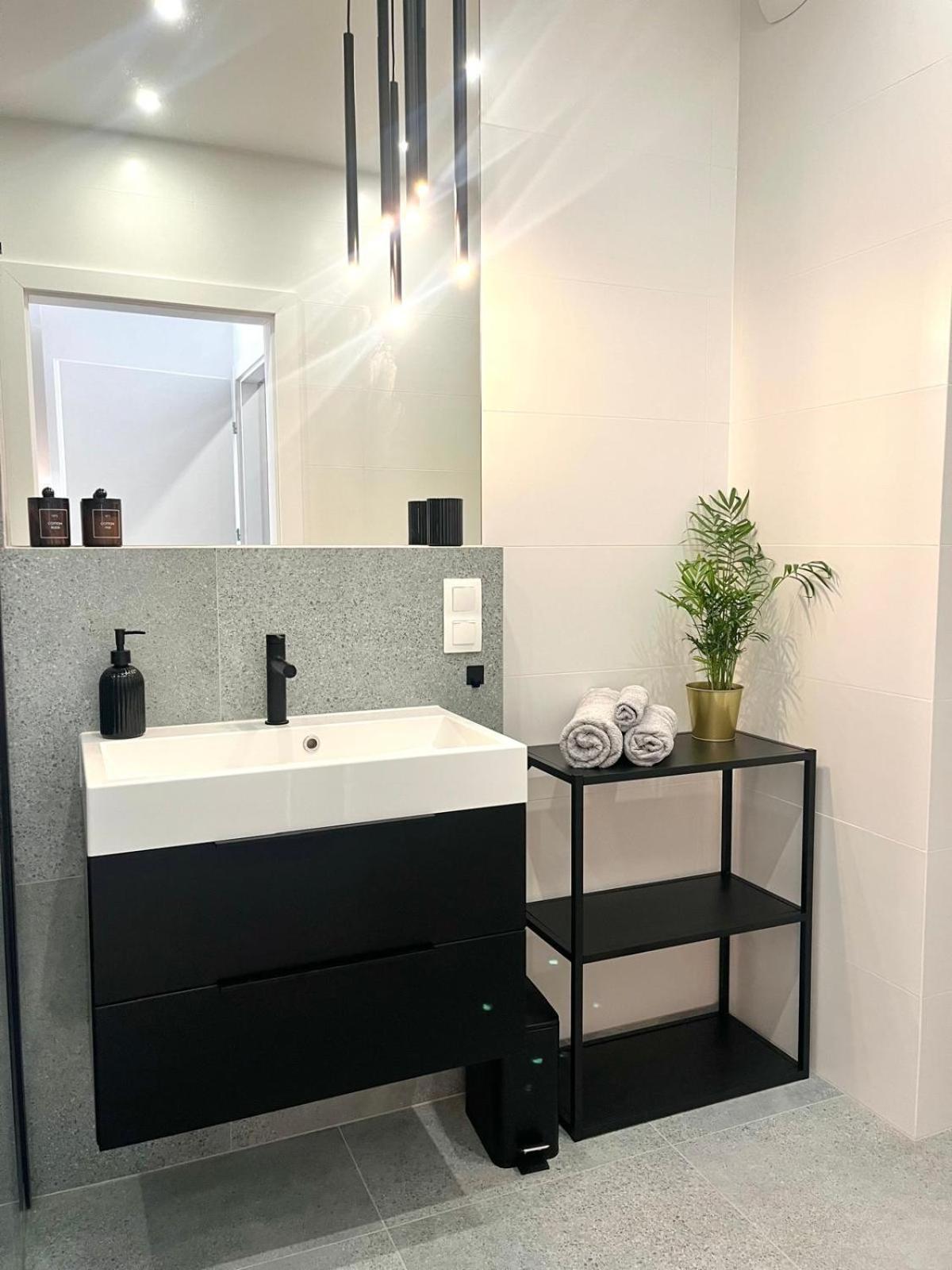 New 69 Apartment Szybowcowa Centre Katowice Free Parking 外观 照片